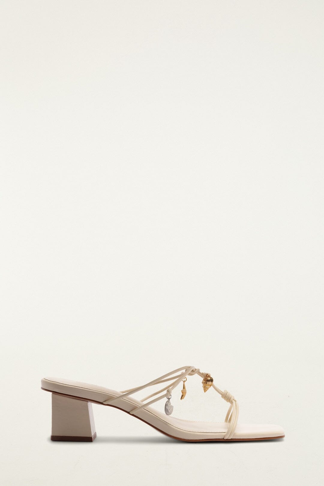 Ivory Sandales - Ivory