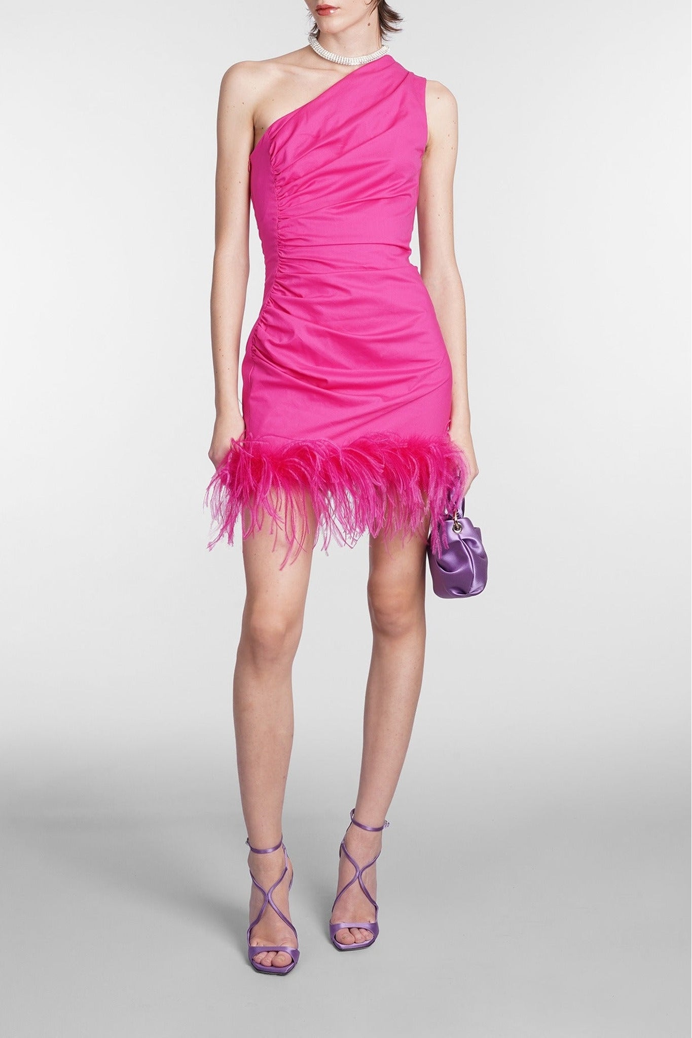 Robe courte asymétrique à plumes - Fuchsia