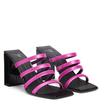 Sandales