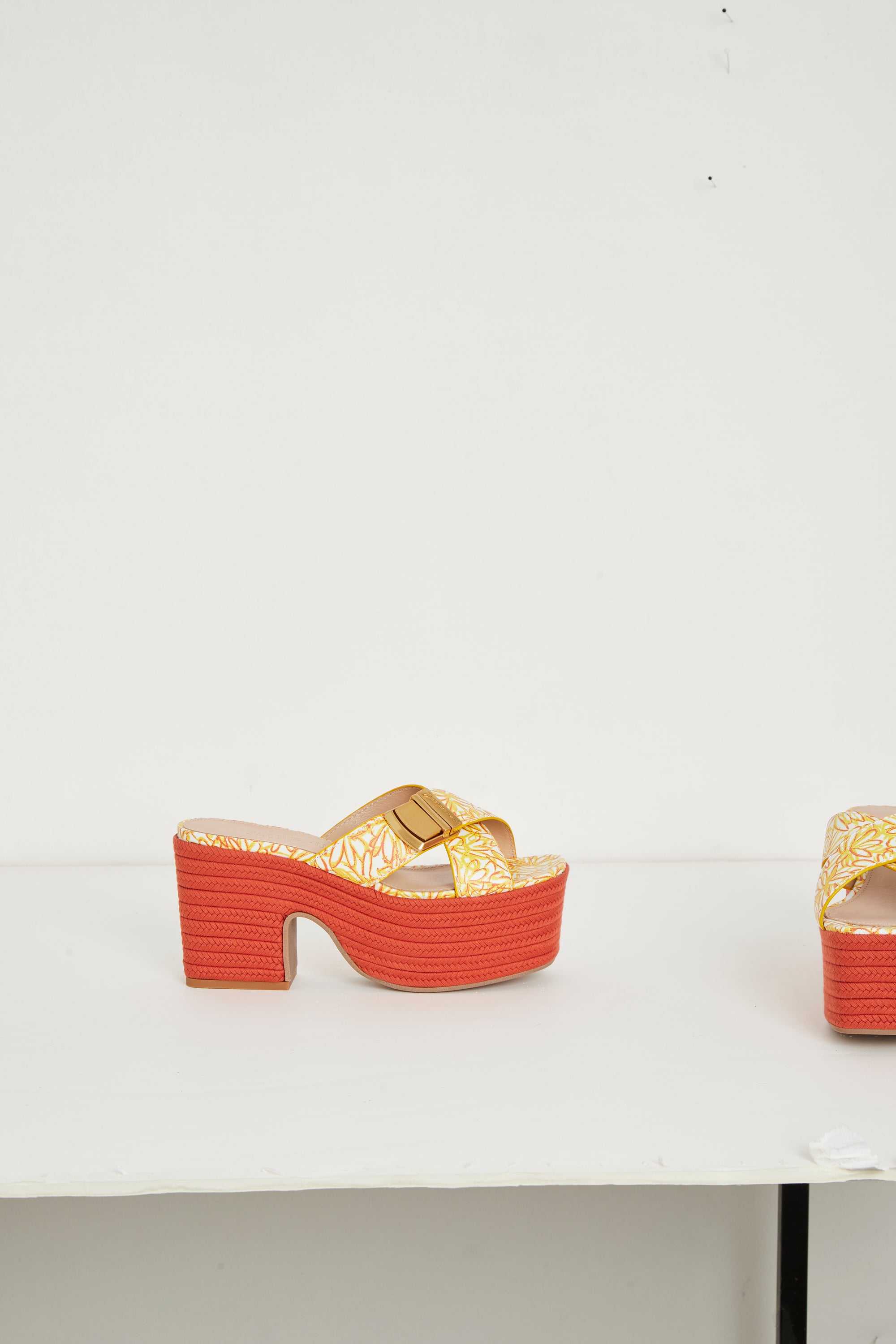 Sandales Tatanes en cuir - Print Orange Flowers