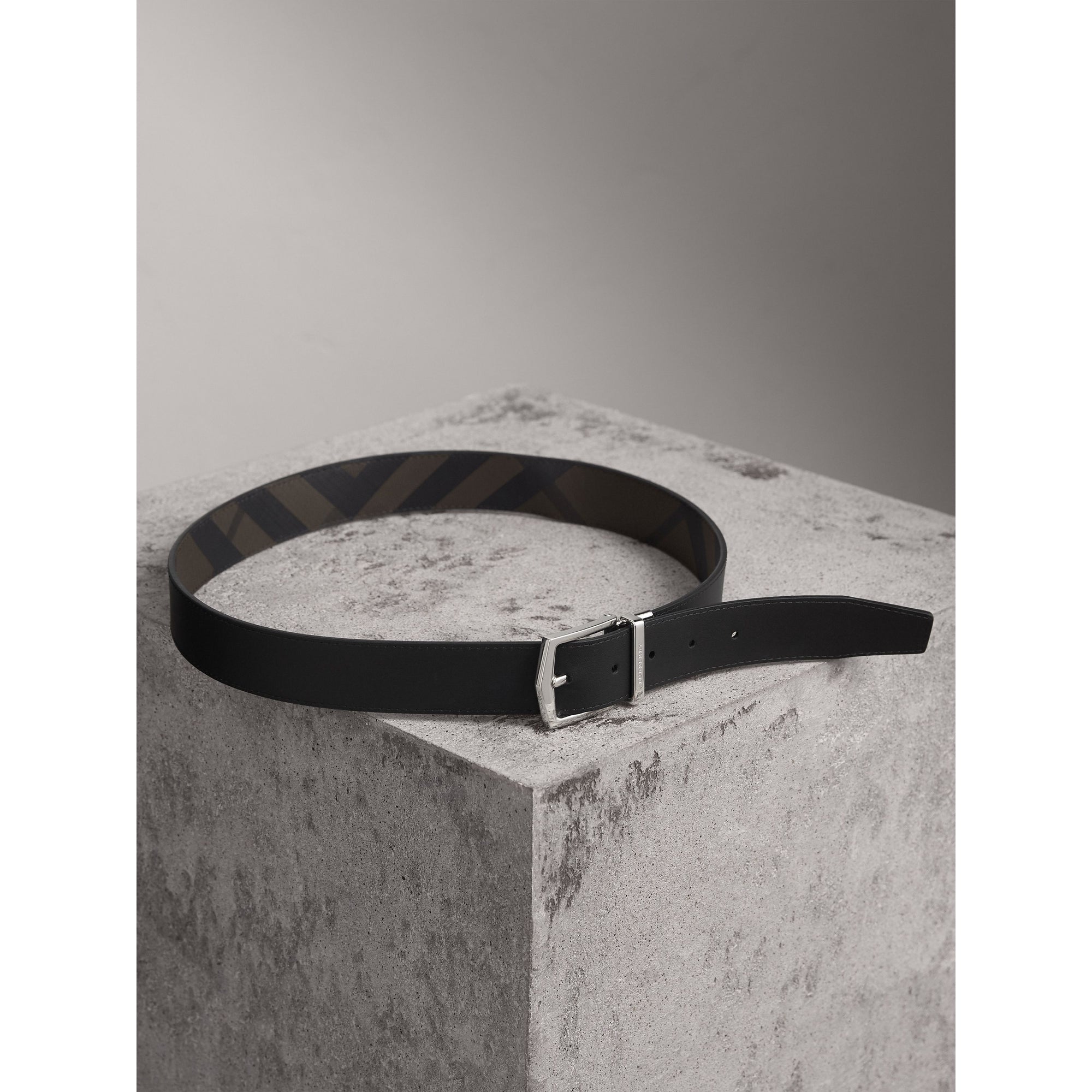 ZZNOSTOCK Ceinture réversible en tissu London check et cuir - Black