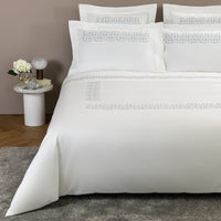 ORNATE MEDALLION EMBROIDERY -DOUBLE KING PARURE HOUSSE DE COUETTE AVEC 2 TAIE D'OREILLER 50X80 ET UN DRAP PLAT