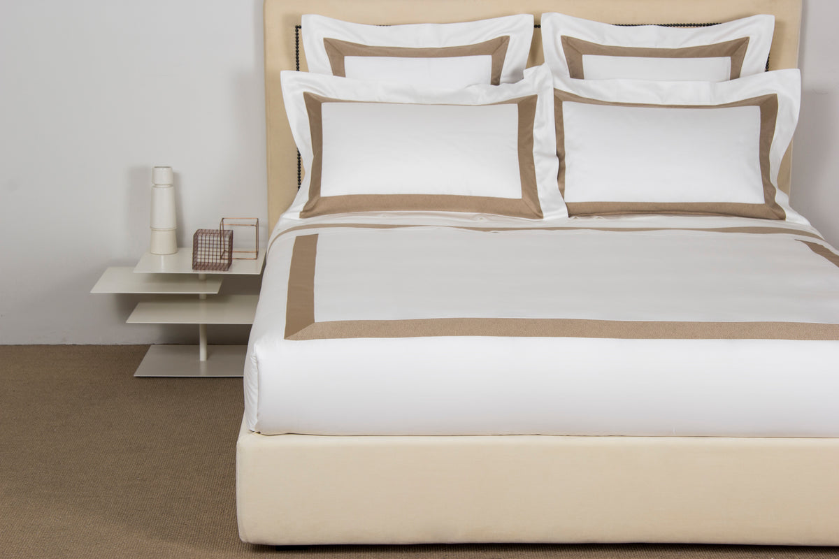 FORVER BORDO YD -DOUBLE KING PARURE HOUSSE DE COUETTE AVEC 2 TAIE D'OREILLER 51X71 ET UN DRAP PLAT