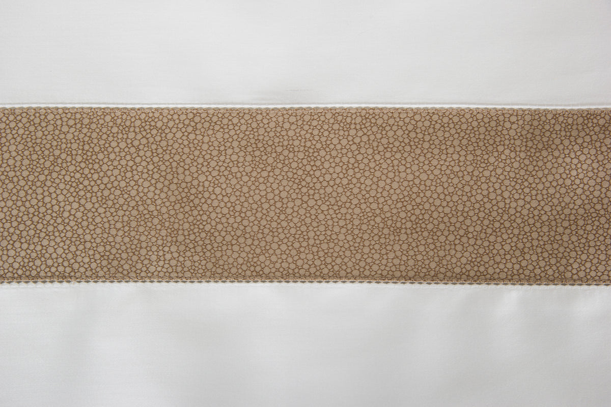 FORVER BORDO YD -DOUBLE KING PARURE HOUSSE DE COUETTE AVEC 2 TAIE D'OREILLER 51X71 ET UN DRAP PLAT