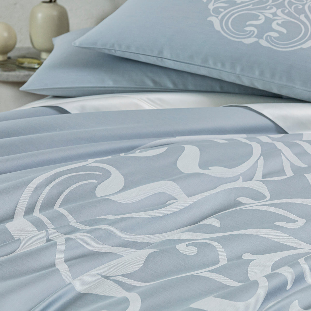 MEDALLION HEART / DOUBLE KING PARURE HOUSSE DE COUETTE AVEC 2 TAIE D'OREILLER 51X71 ET UN DRAP PLAT