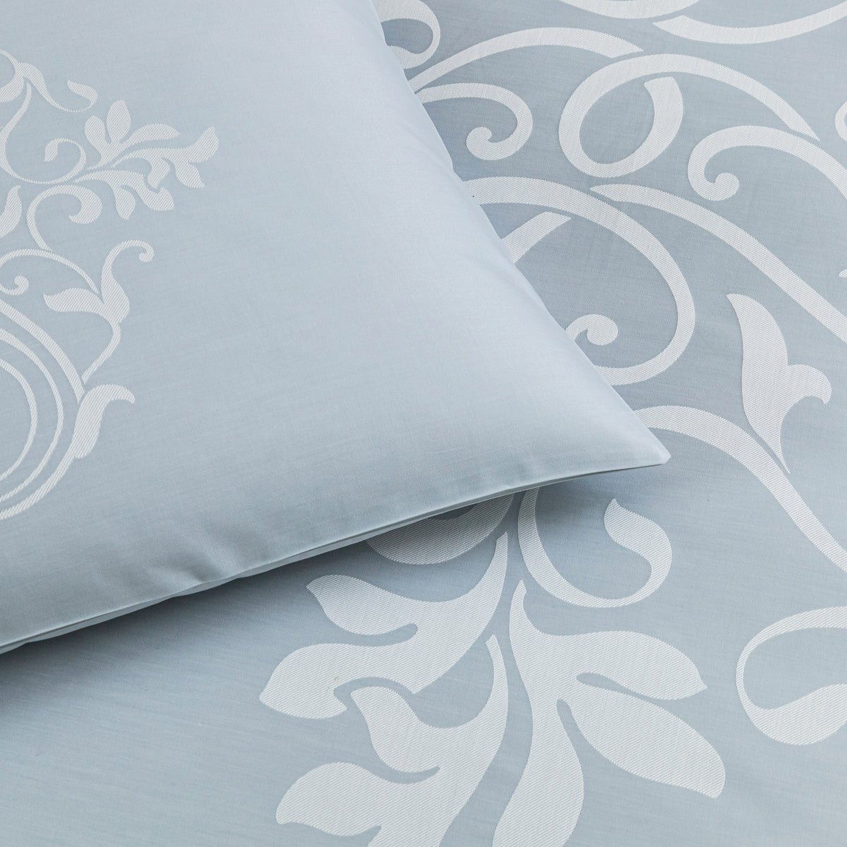 MEDALLION HEART / DOUBLE KING PARURE HOUSSE DE COUETTE AVEC 2 TAIE D'OREILLER 51X71 ET UN DRAP PLAT