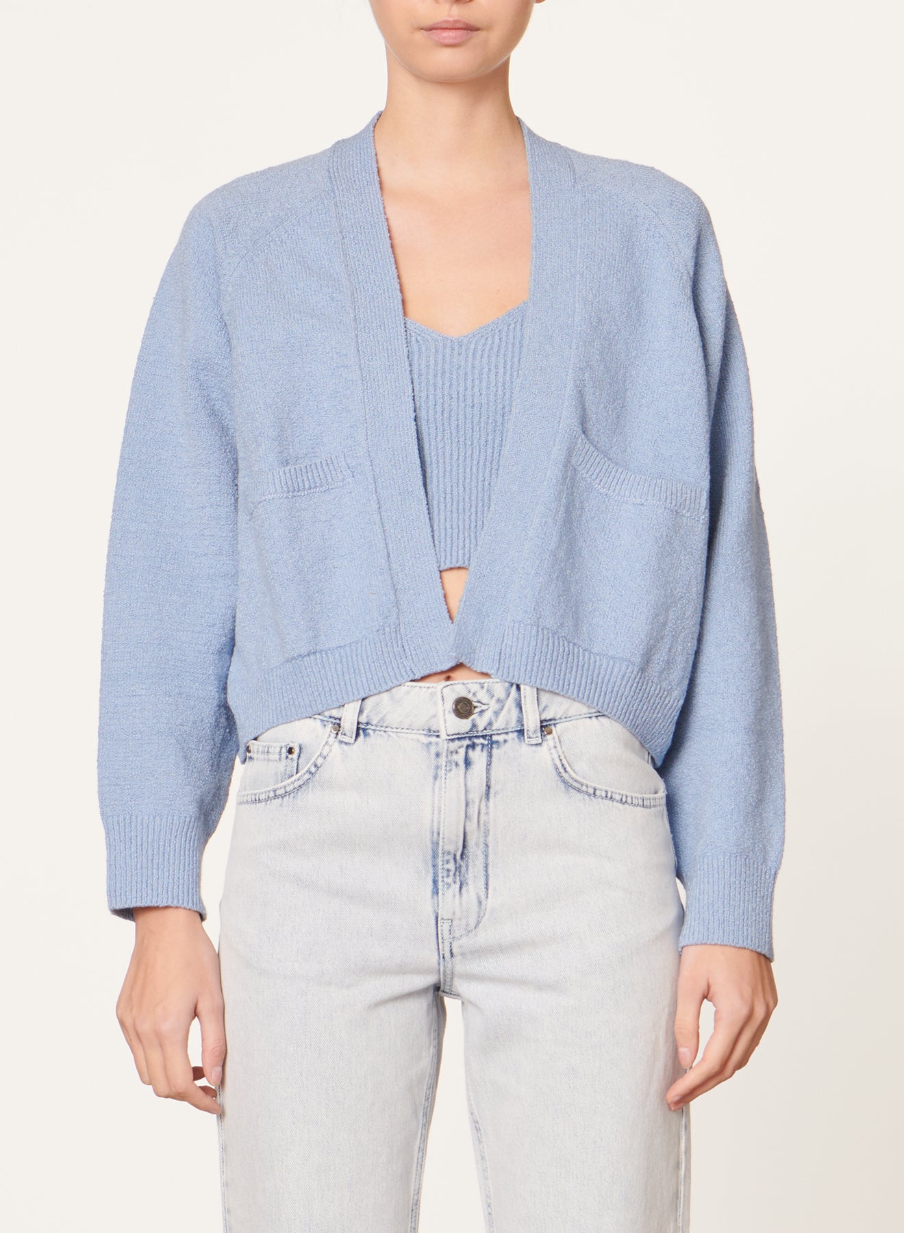 70 QTY NEW // GLACIER / Cardigan Begonia - GLACIER