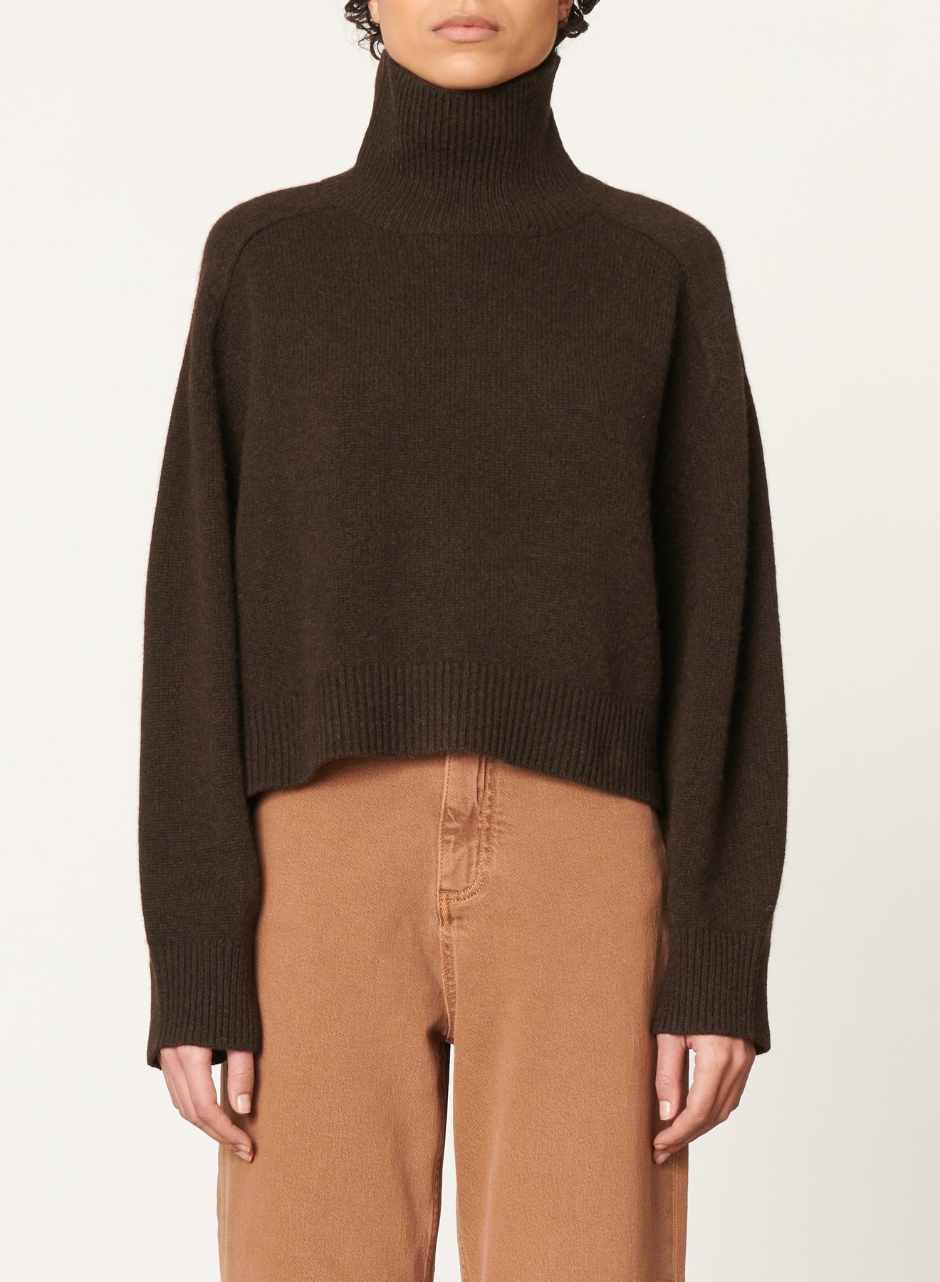 33 QTY NEW // MARRON / Pull Ballerine - MARRON