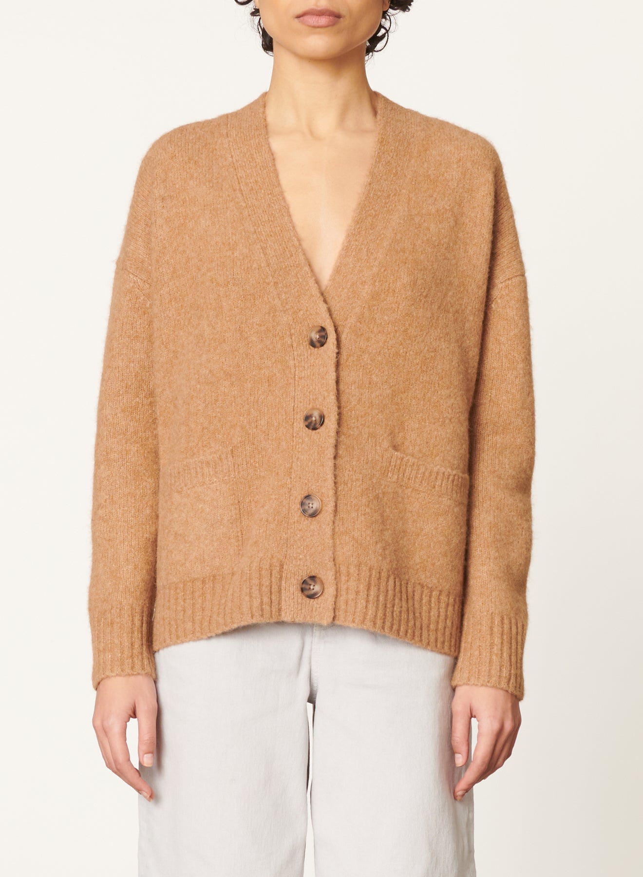 32 QTY NEW // CAMEL / Cardigan Bagatelle - CAMEL