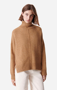 14 QTY NEW // CAMEL / Pull Balade - CAMEL