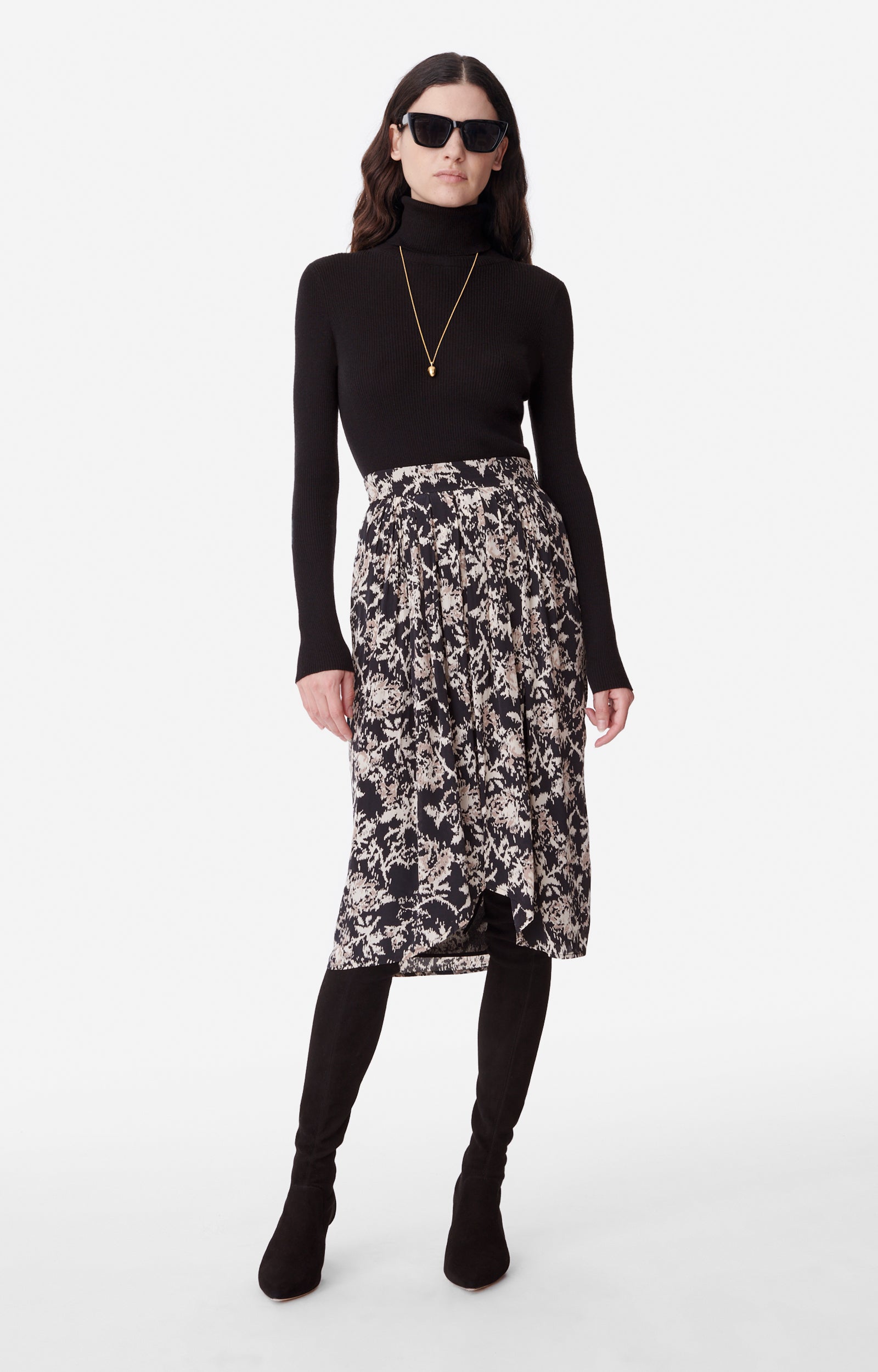 32 QTY NEW // NOIR / Pull Brindille - NOIR