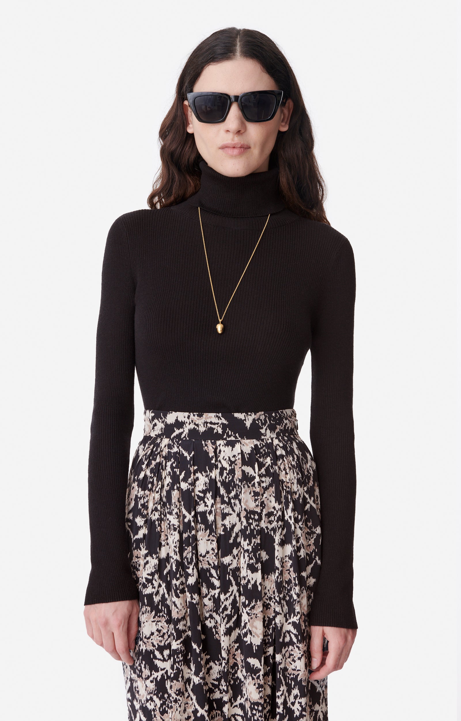 32 QTY NEW // NOIR / Pull Brindille - NOIR