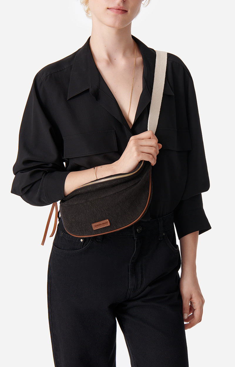 23 QTY NEW // ELEPHANT / Sac Banane - ELEPHANT