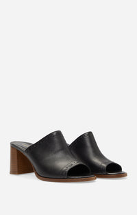 15 QTY RELIQUAT 120 // NOIR / Mules en Cuir à Tannage Végétal - NOIR