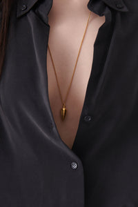 Long necklace with brass pendant - Gold