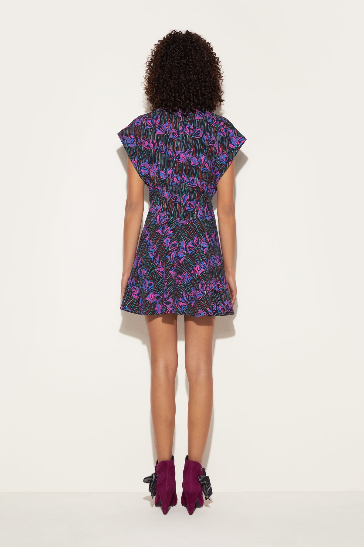 SHORT DRESS