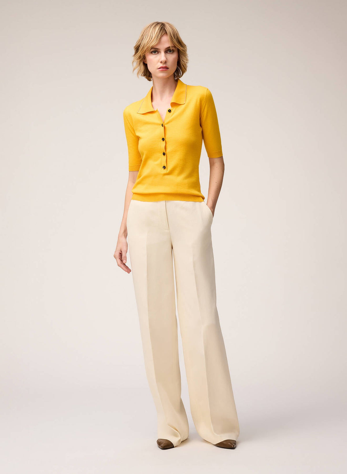 YELLOW JERSEY STITCH KNIT POLO WITH CONTRASTING STRIPE DETAIL