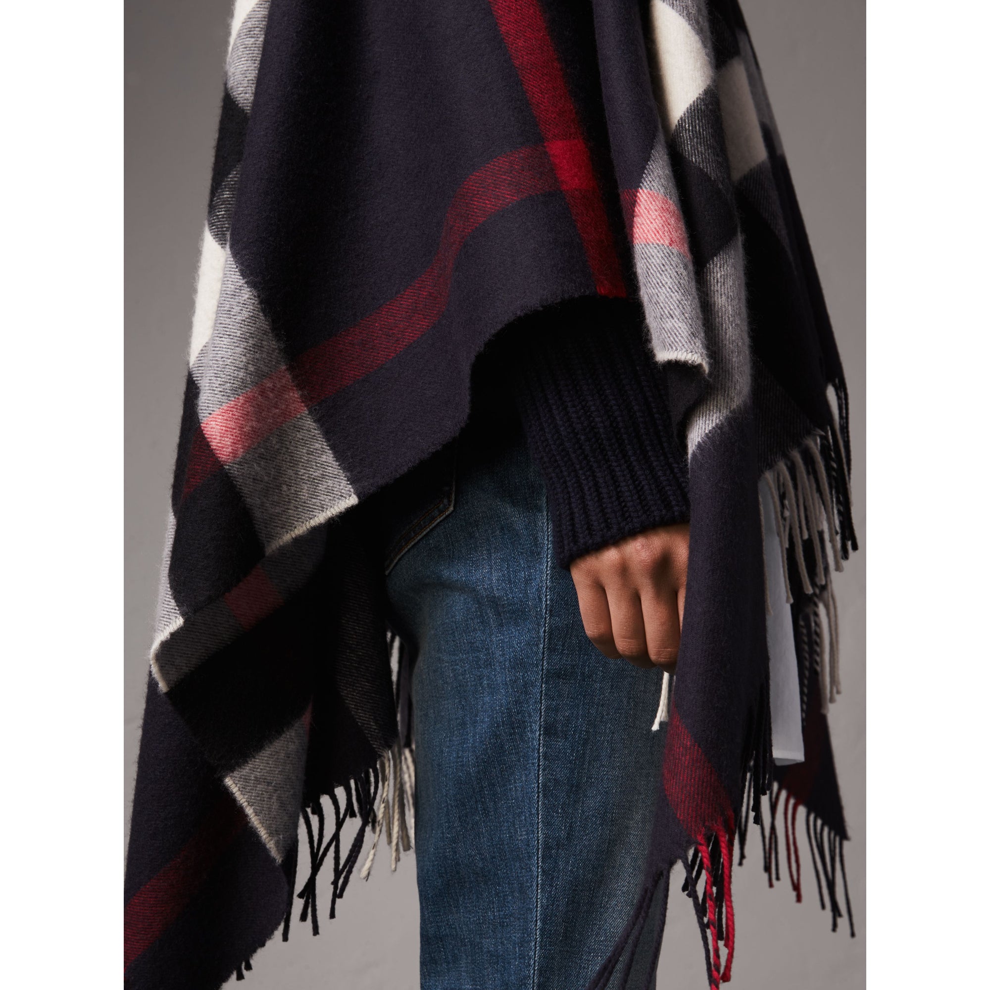 ZZNOSTOCK Poncho en cachemire et laine à motif check - Navy