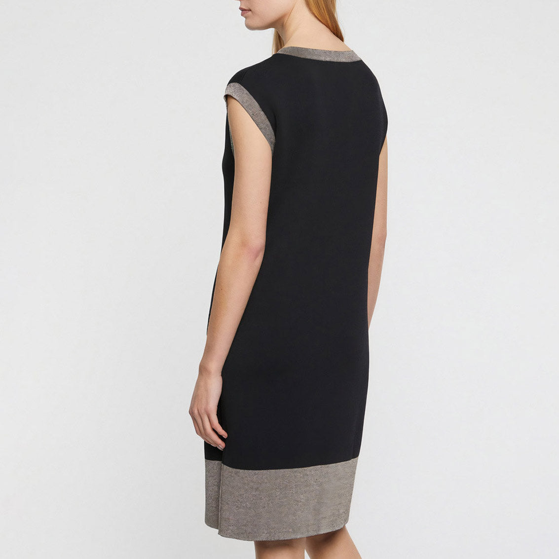 Robe sans manches ceinturée - Noir
