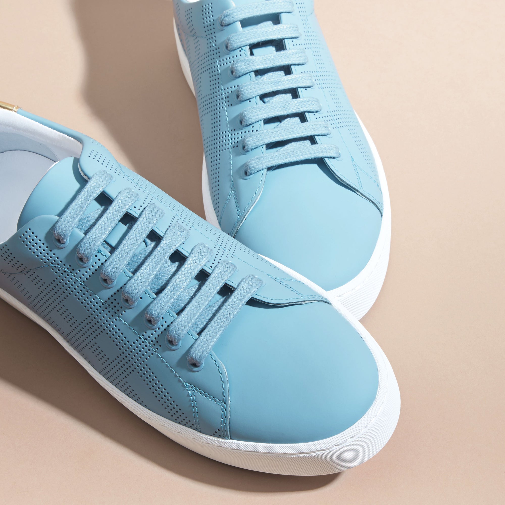 ZZNOSTOCK Sneakers en cuir à motif check perforé - Powder Blue