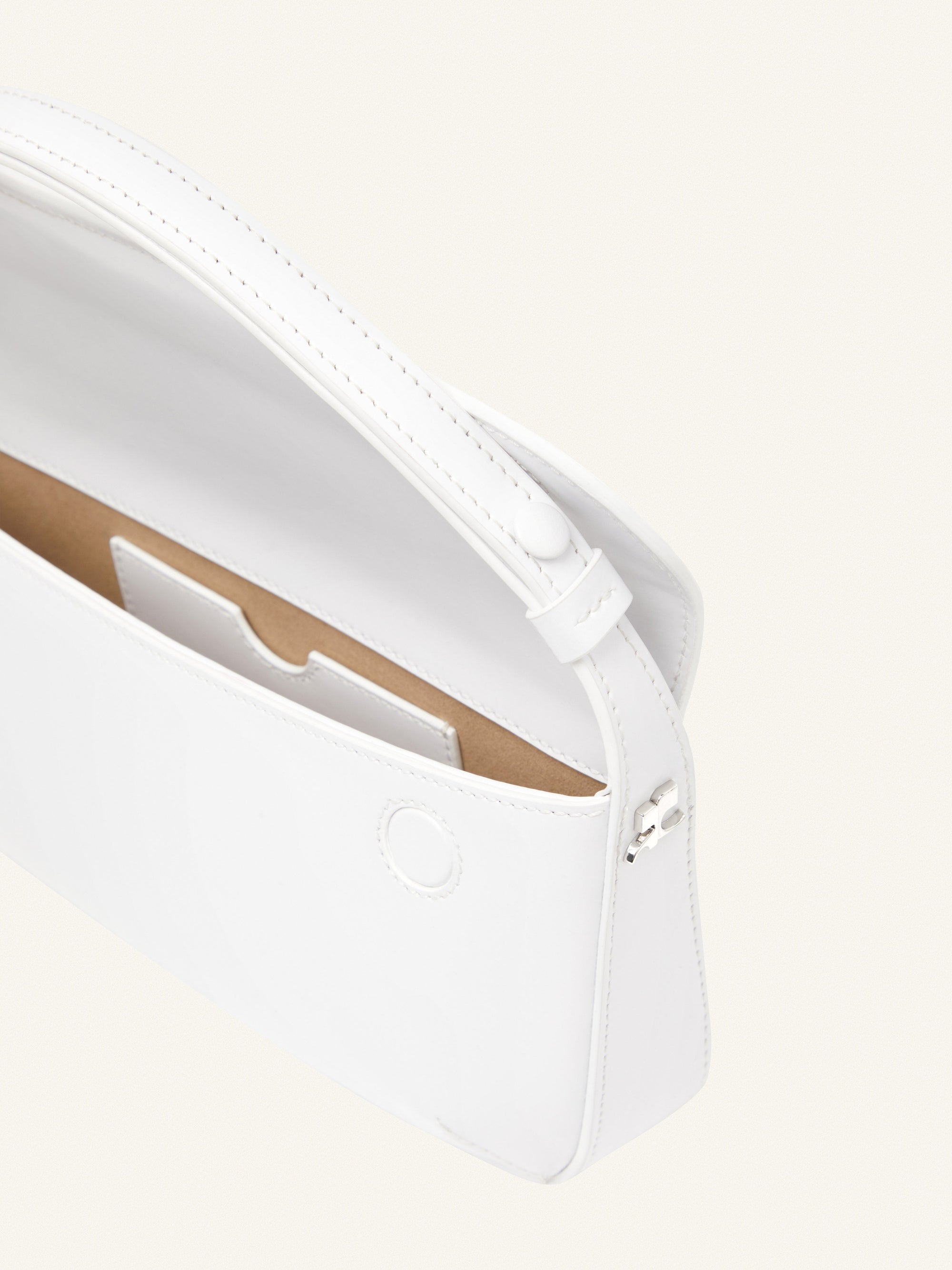 61pcs RELIQUAT 220€ / Sac élégant en cuir spazzolato - Heritage white