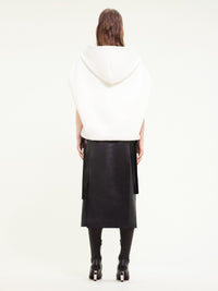 12pcs RELIQUAT 190€ / Hoodie space sans manches en laine - Heritage white