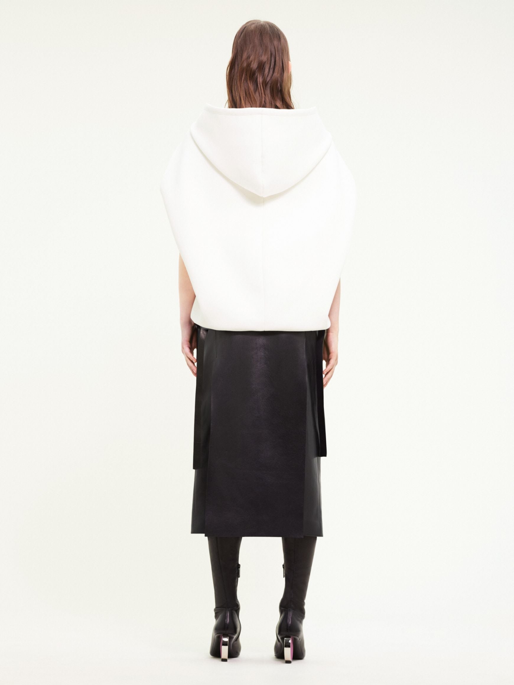 12pcs RELIQUAT 190€ / Hoodie space sans manches en laine - Heritage white