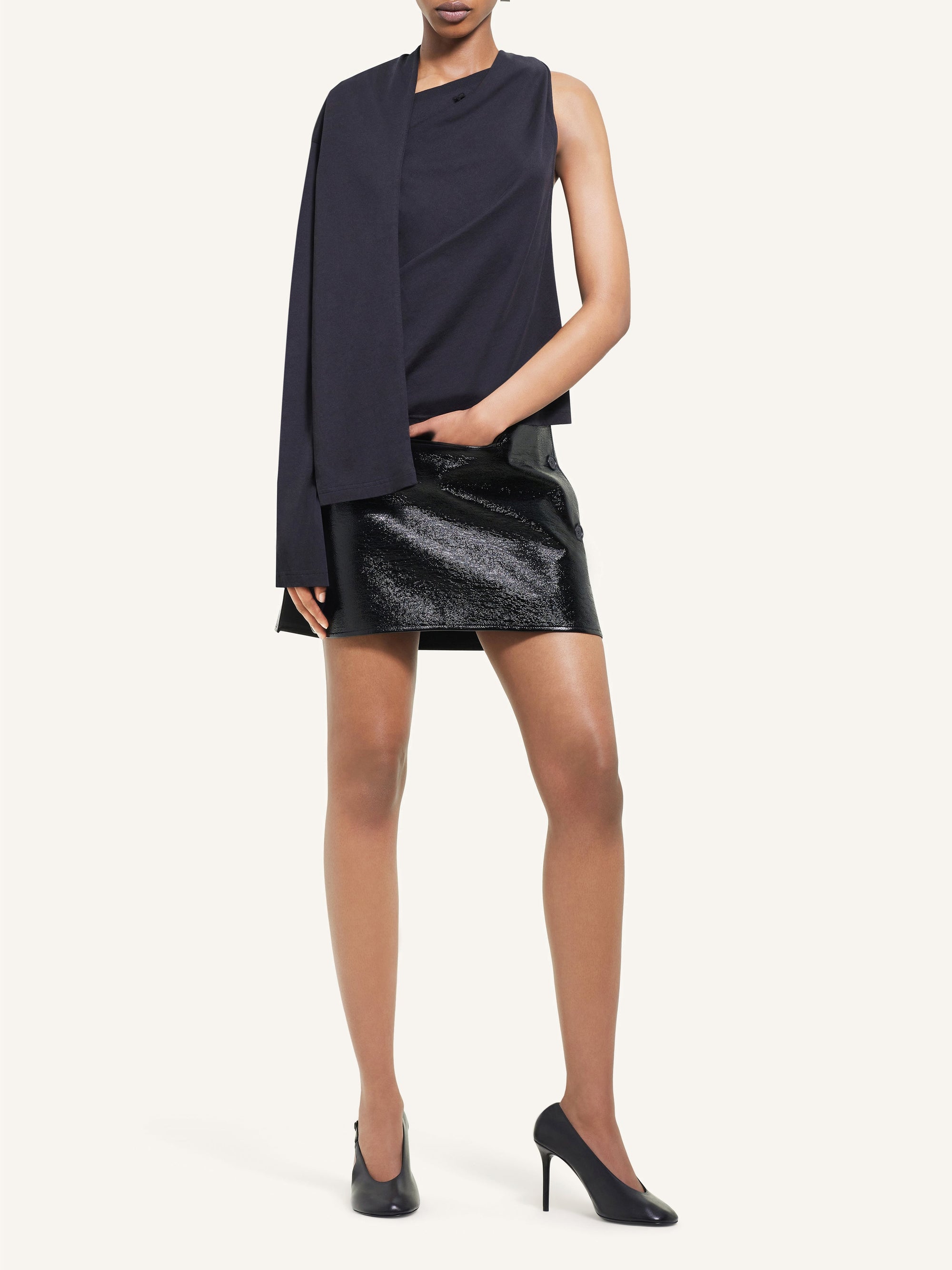 PREMIUM 97pcs NEW / T-SHIRT ASYMÉTRIQUE OFF SHOULDER