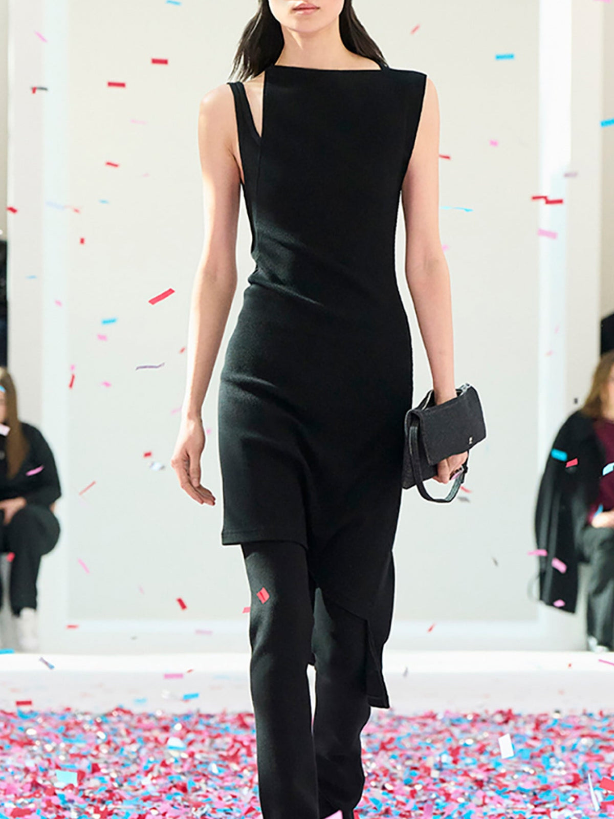 Oblique ribbed knit dress - Black
