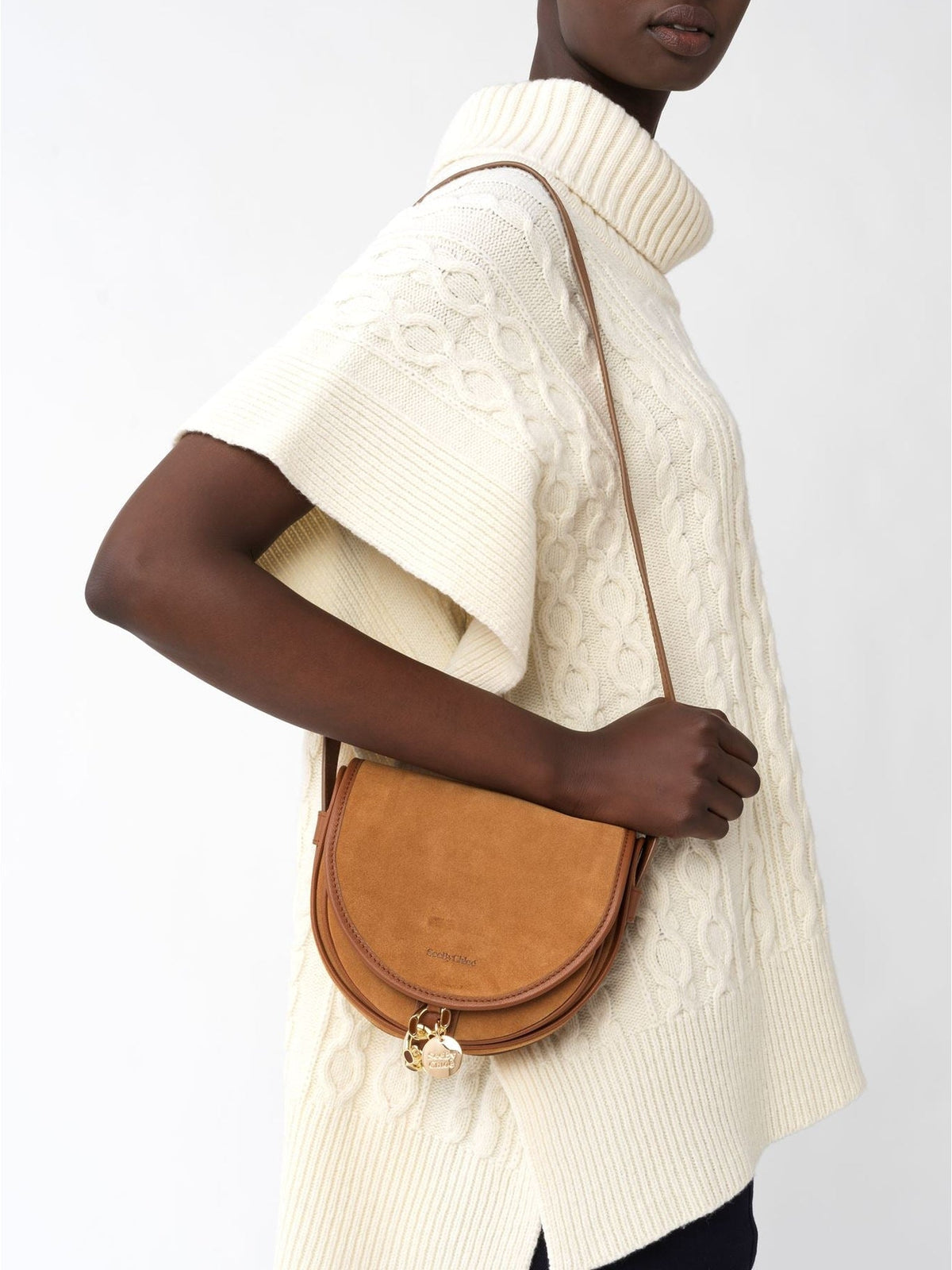 BASEPLUS_Caramello SHOULDER BAGS - Caramello