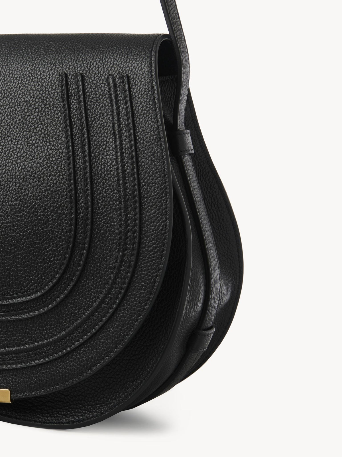 BASEPLUS_Black MEDIUM SADDLE BAG - Black