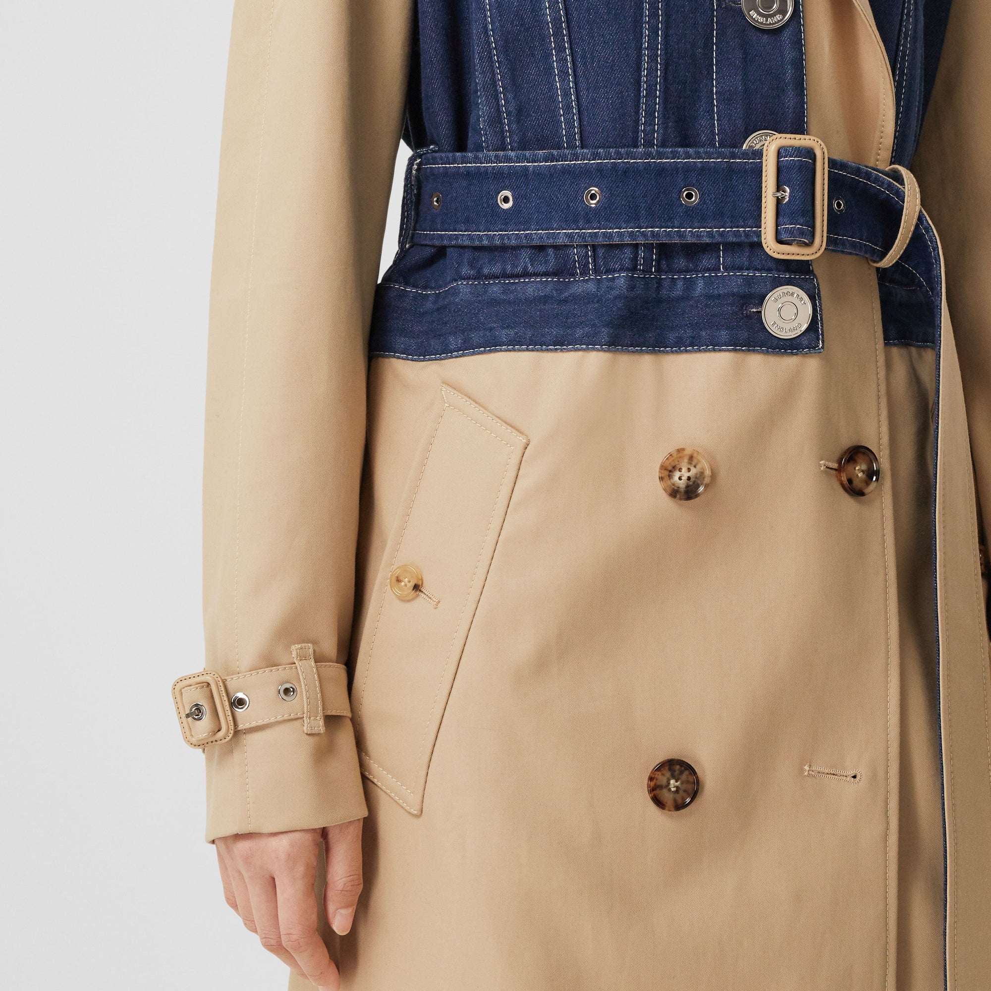 1 qty Trench-coat à panneaux - Soft Fawn