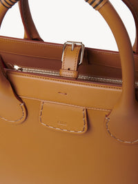 Mustang Brown LARGE TOTE B - Mustang Brown
