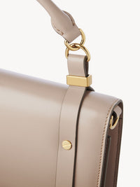 BASEPLUS_Nomad Beige MEDIUM CROSSBO - Nomad Beige