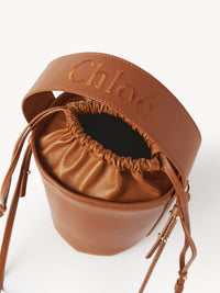 Caramel BUCKET BAG - Caramel
