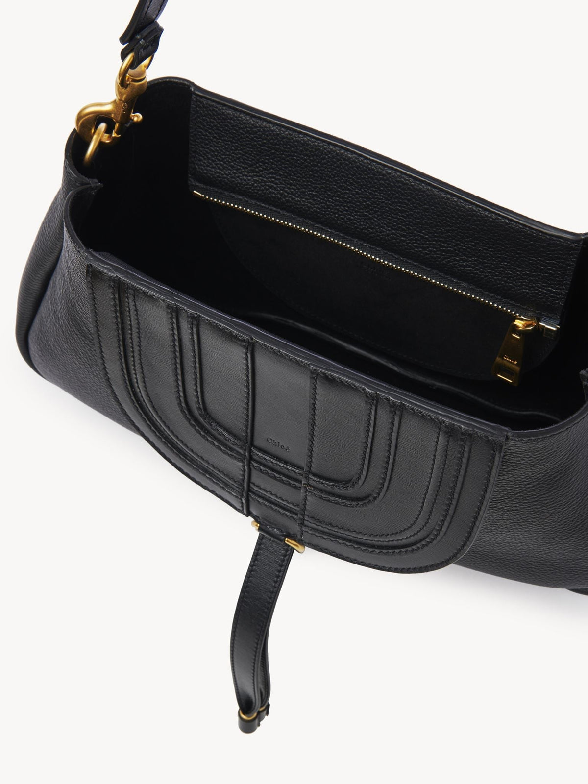 BASEPLUS_Black CLUTCH - Black