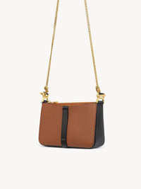 BASEPLUS_Tan POUCH ON CHAIN - Tan