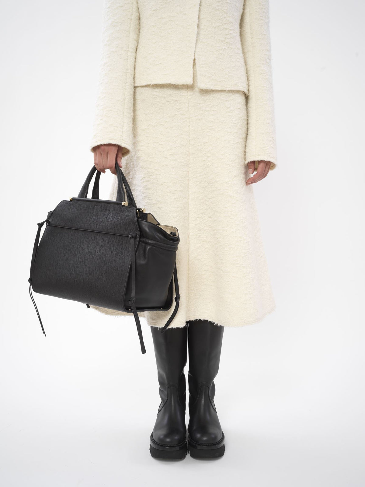 BASEPLUS_Black MEDIUM DOUBLE CARRY - Black