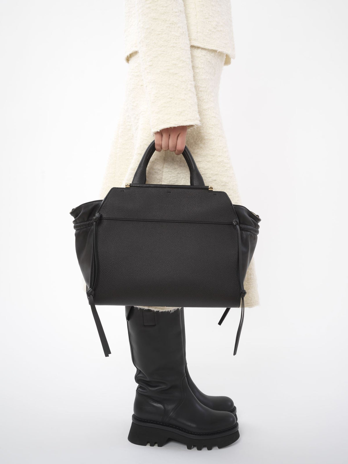 BASEPLUS_Black MEDIUM DOUBLE CARRY - Black