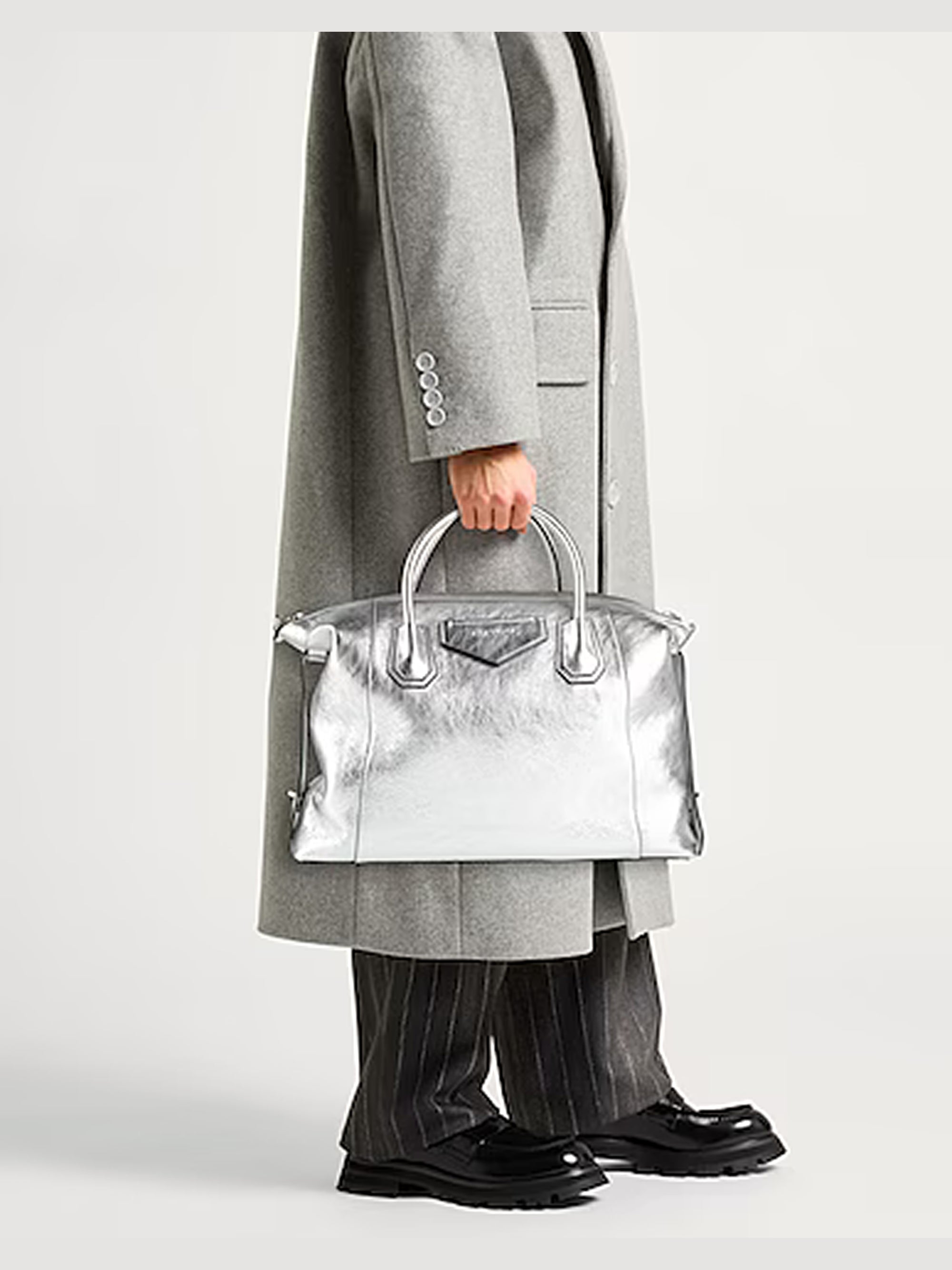 Sac Antigona Soft moyen modèle en cuir - Blossom Pink