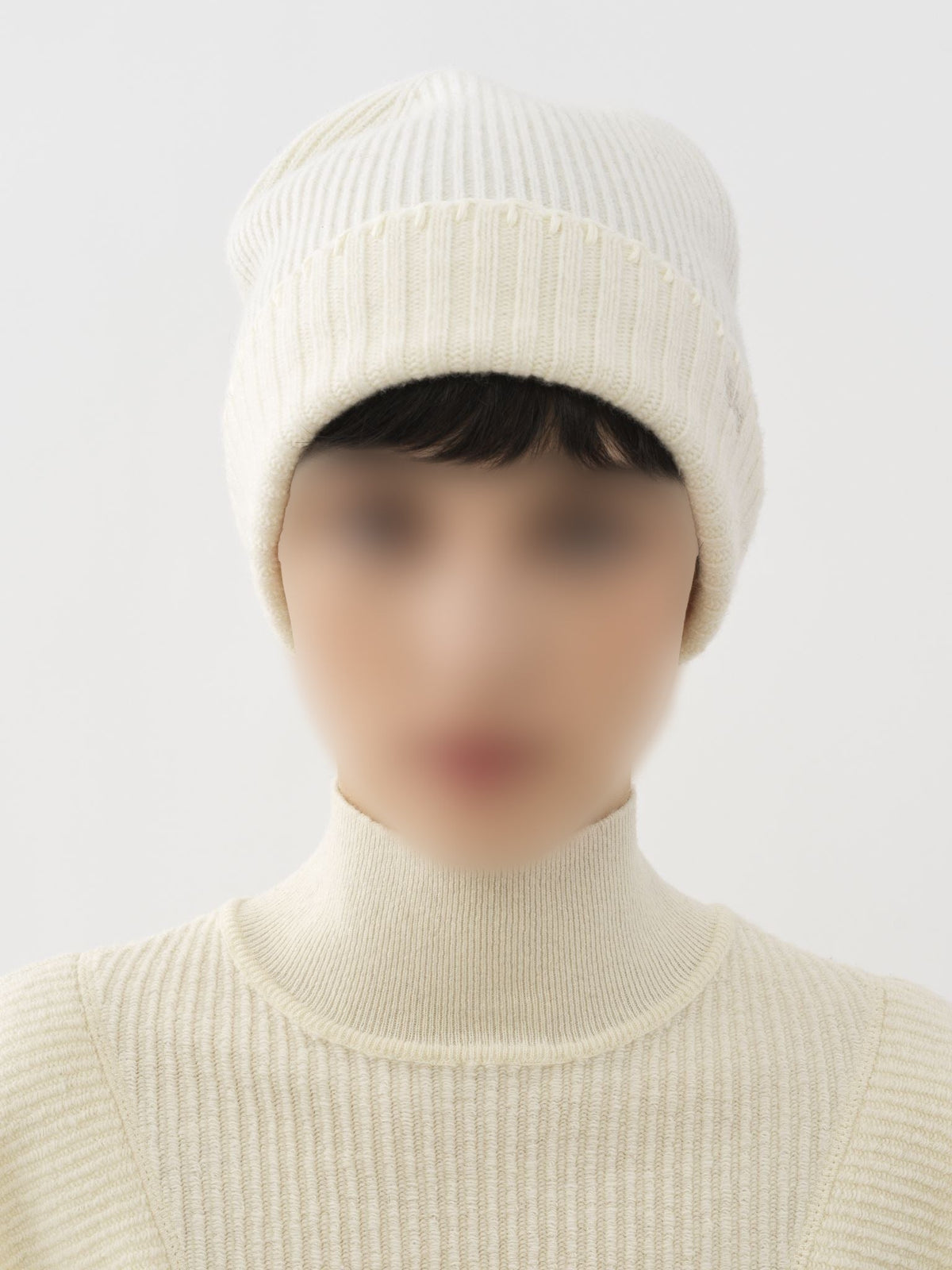 BASEPLUS_Eden White HAT AND BONNET - Eden White