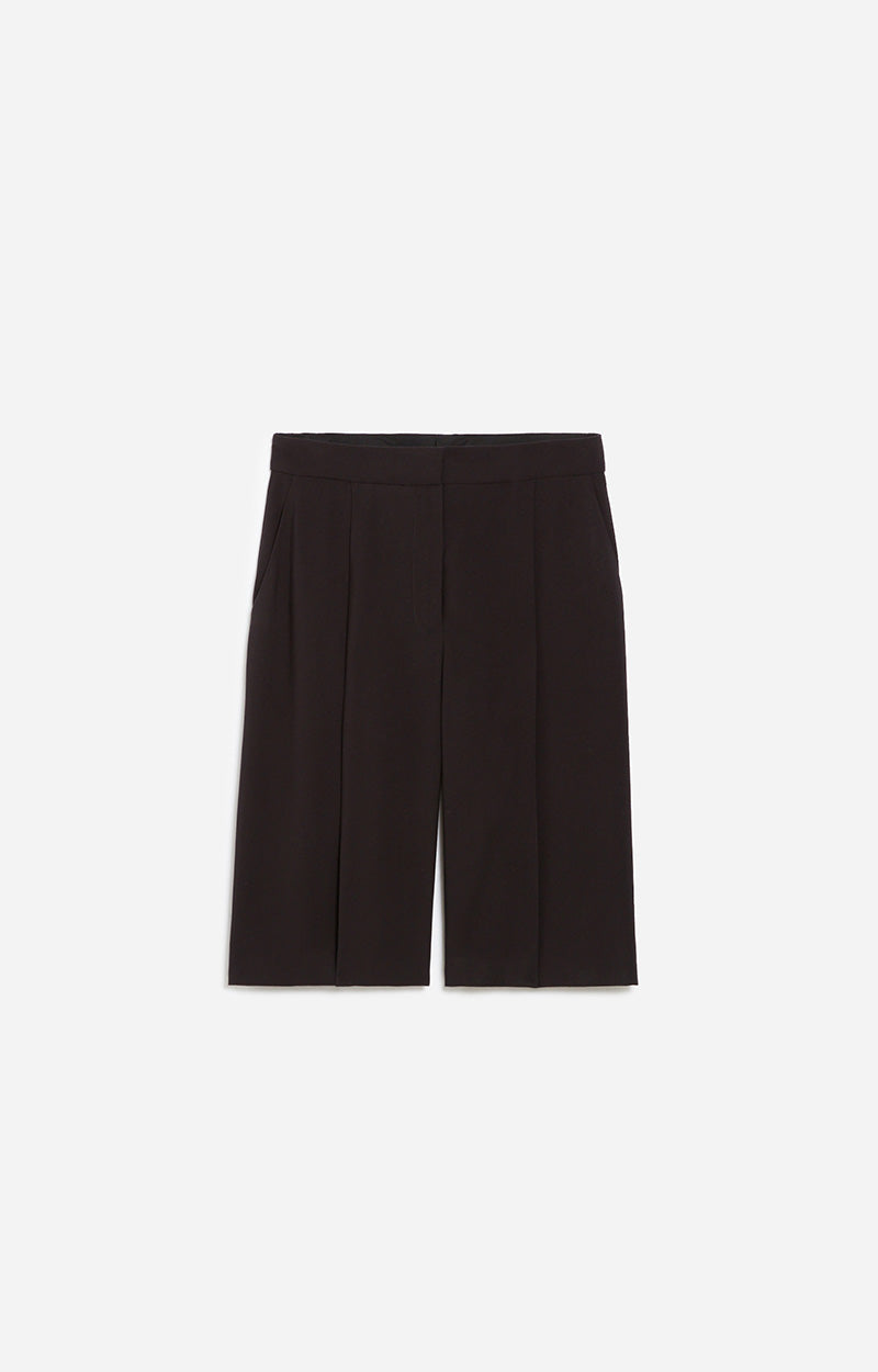 13 QTY NEW // NOIR / Robe Dalsam - NOIR