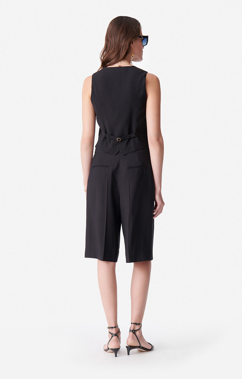 13 QTY NEW // NOIR / Robe Dalsam - NOIR