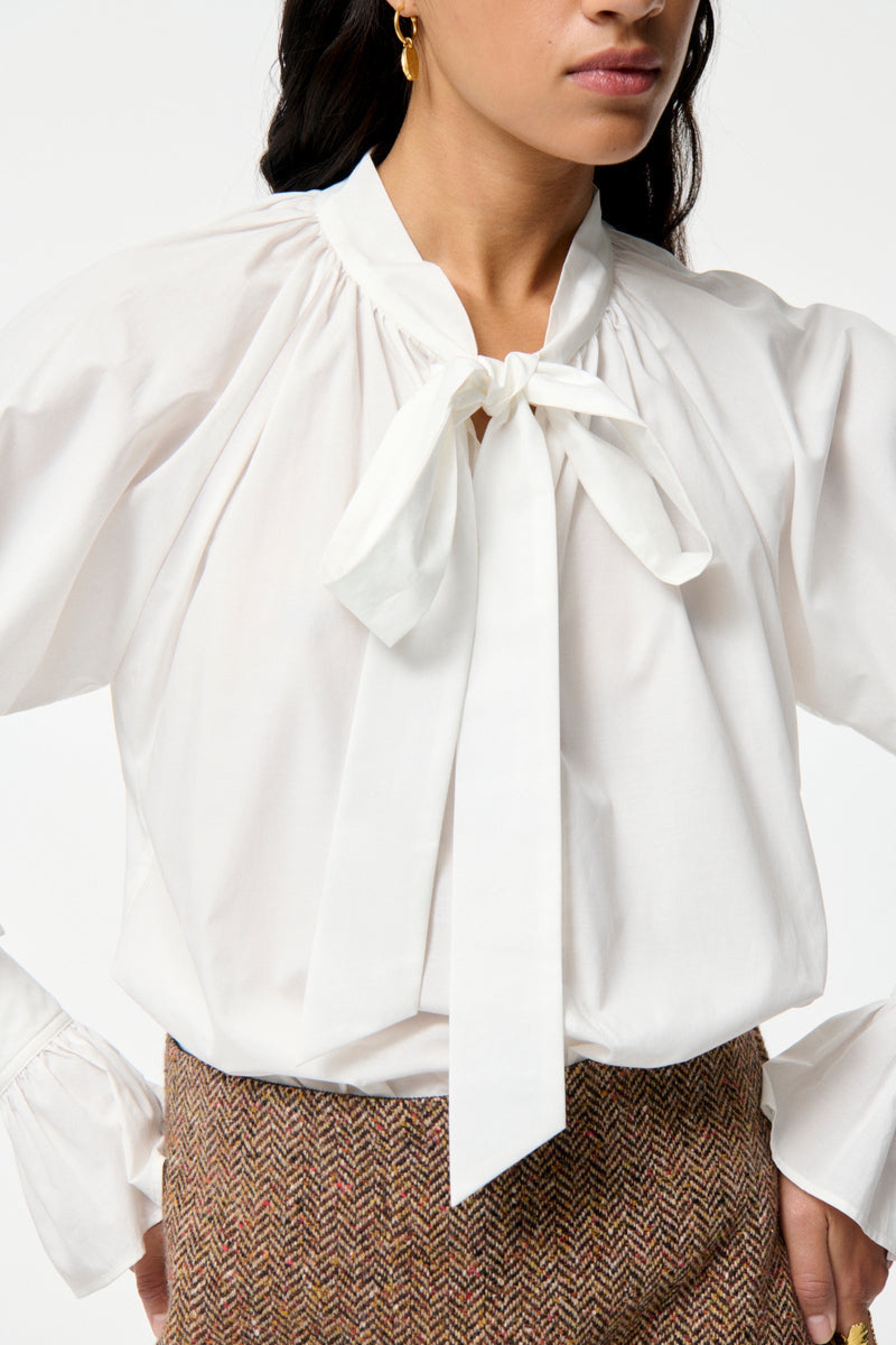 Fatima blouse with a lavallière collar - Ecru