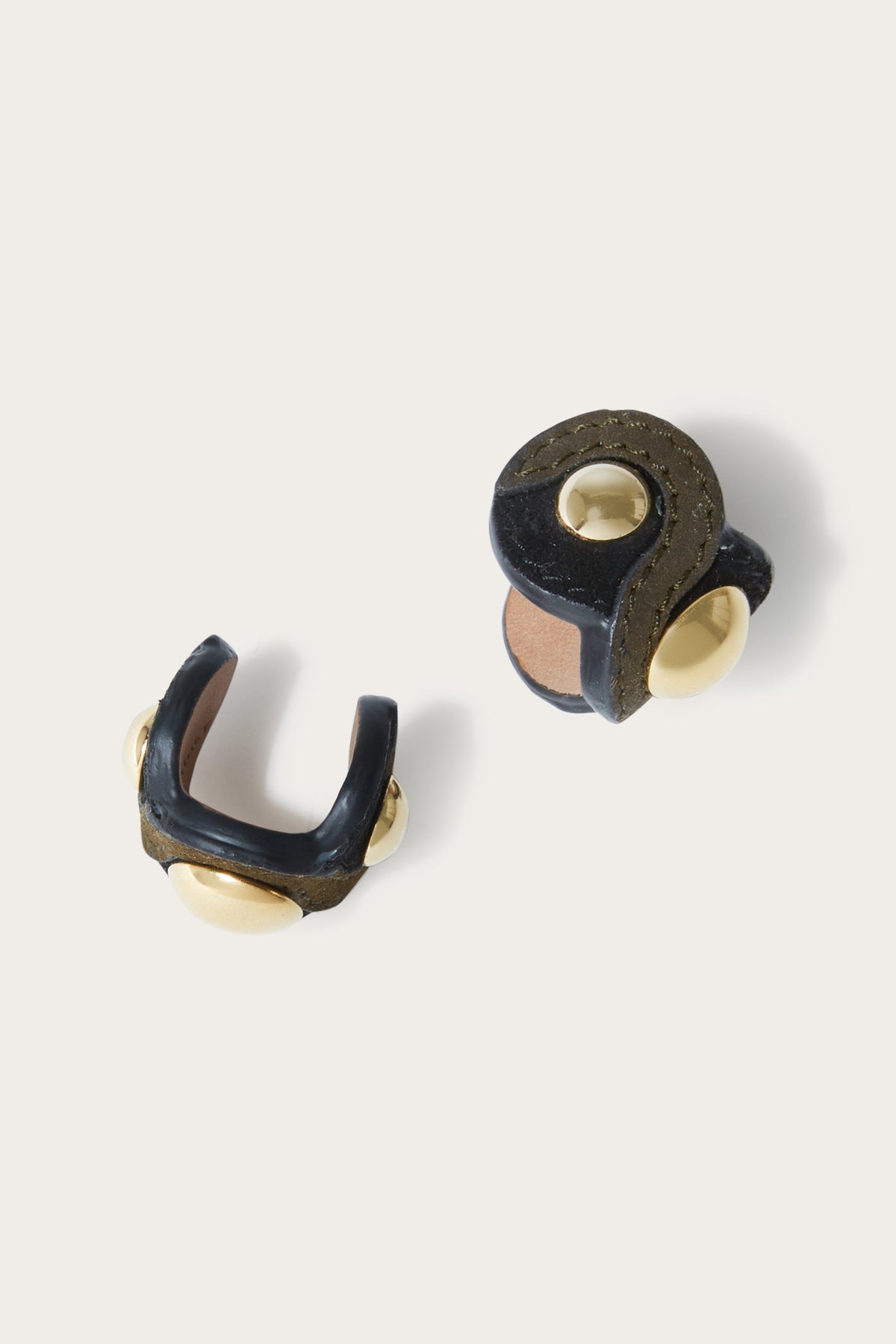 LARGE RING