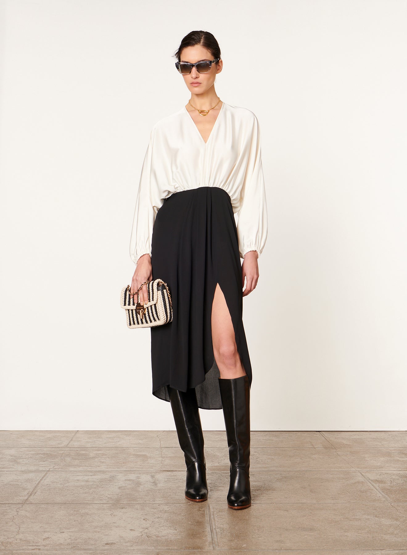 63 QTY NEW // NOIR / Robe Dalila - NOIR