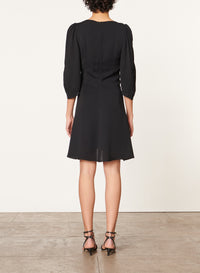 13 QTY NEW // NOIR / Robe Deepa - NOIR