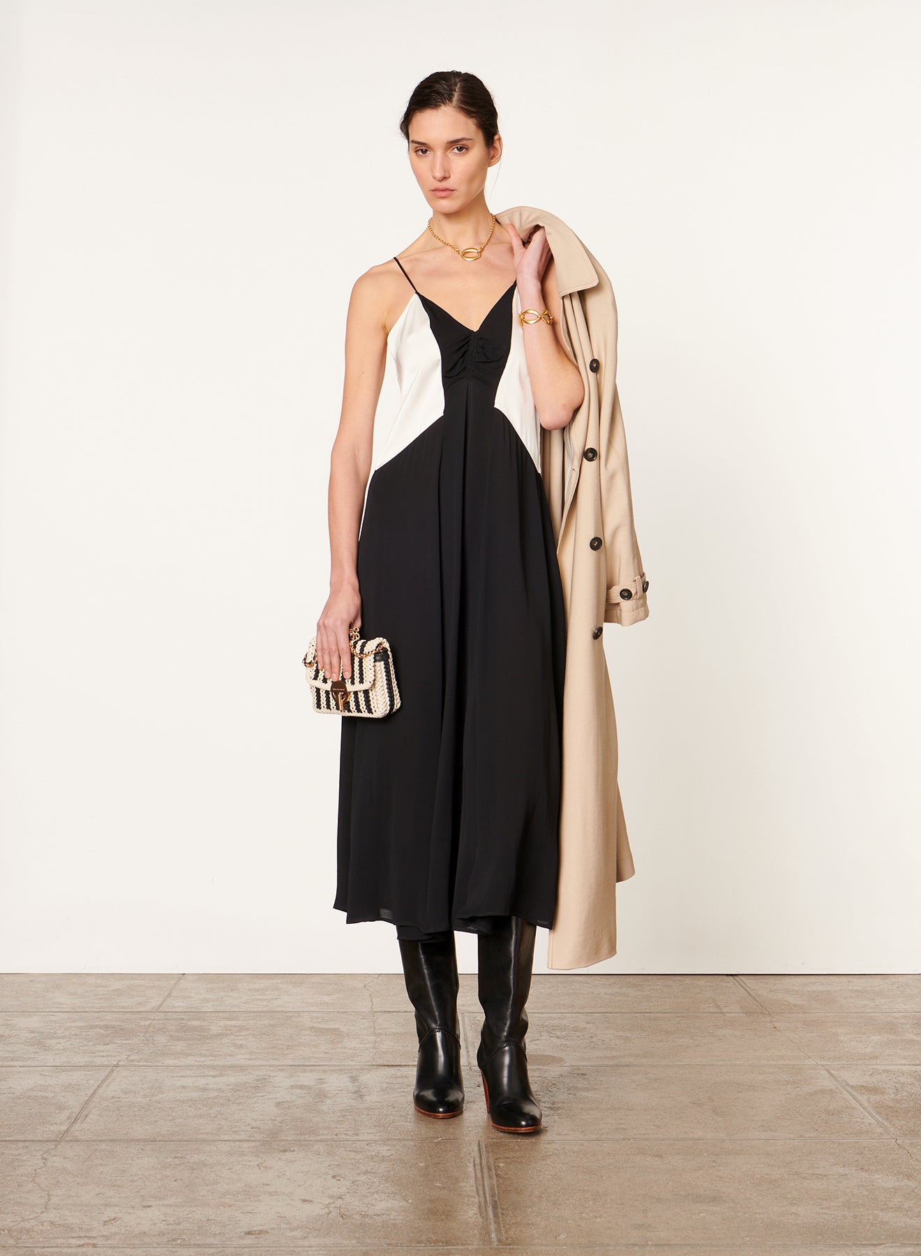 58 QTY NEW // NOIR / Robe Dragée - NOIR
