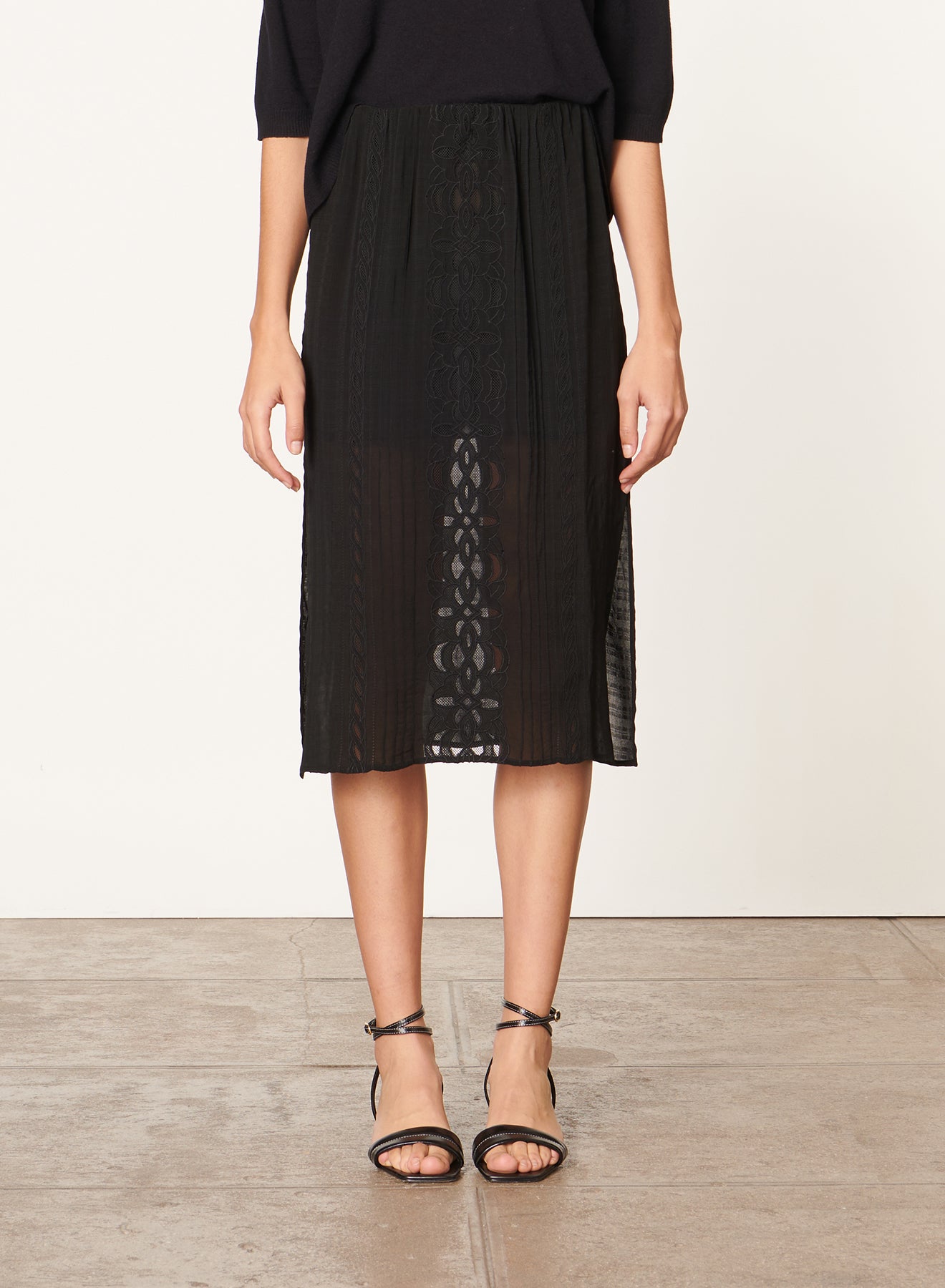 23 QTY NEW // NOIR / Jupe Dori - NOIR