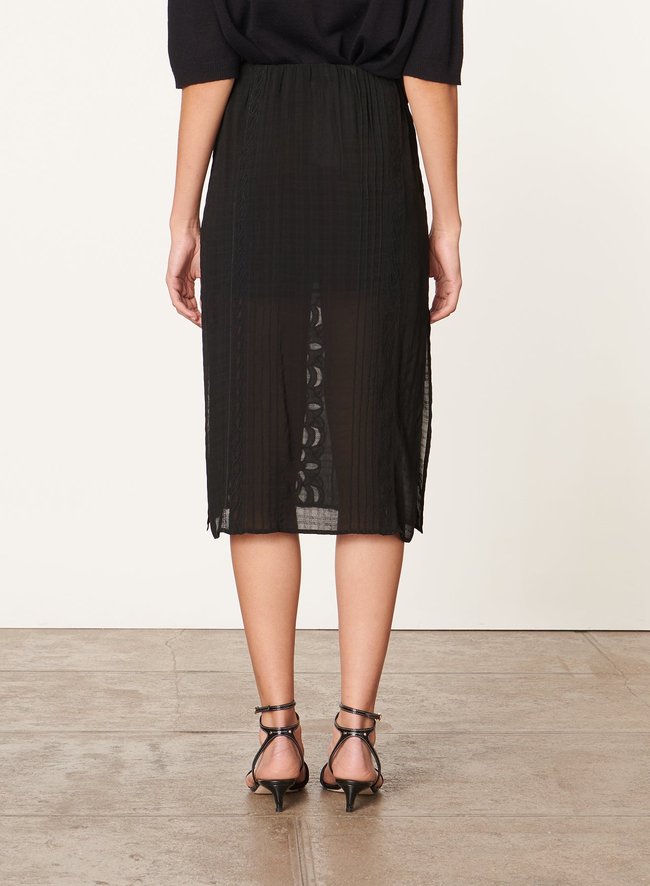 23 QTY NEW // NOIR / Jupe Dori - NOIR